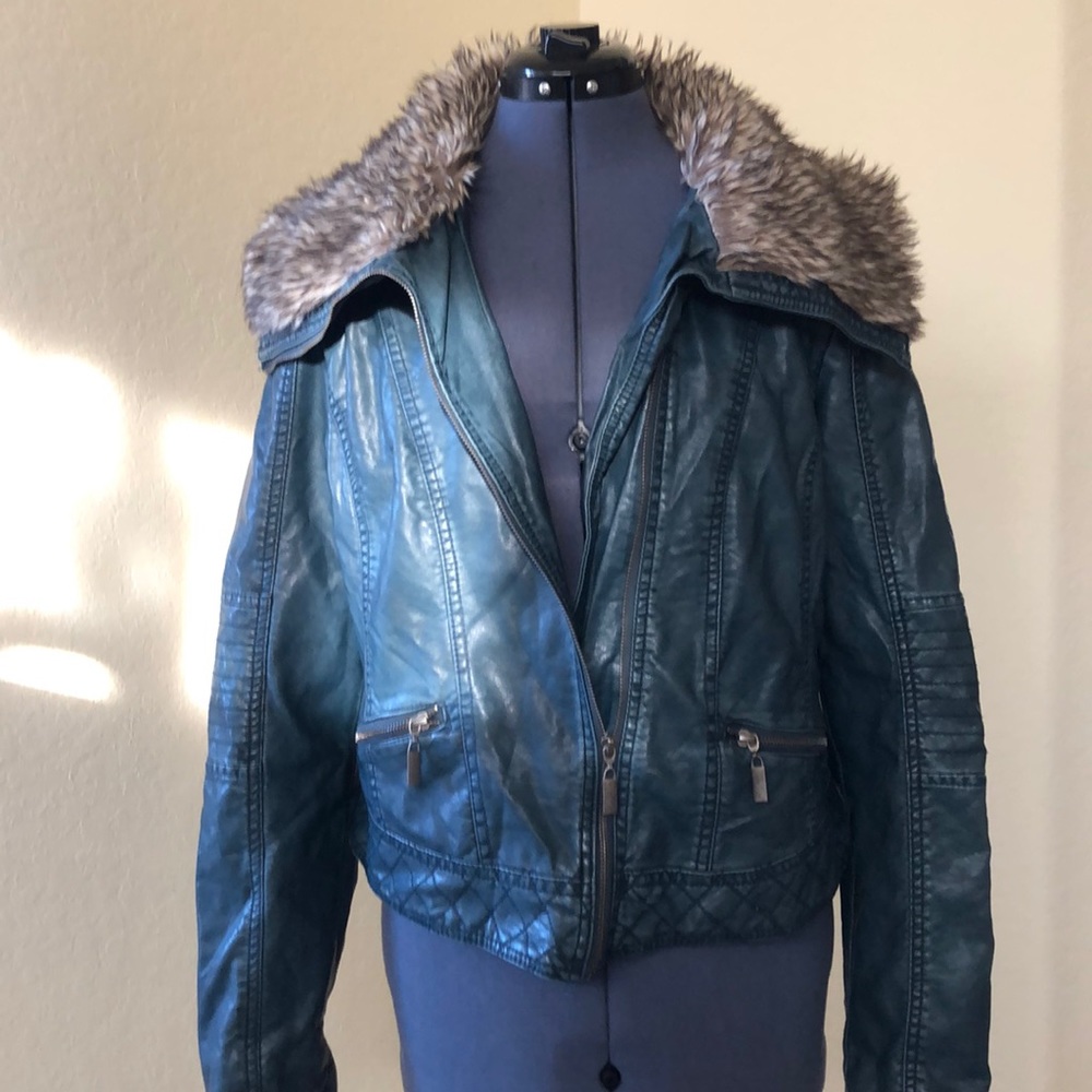“Leather feel” Vegan jacket w/ faux fur collar